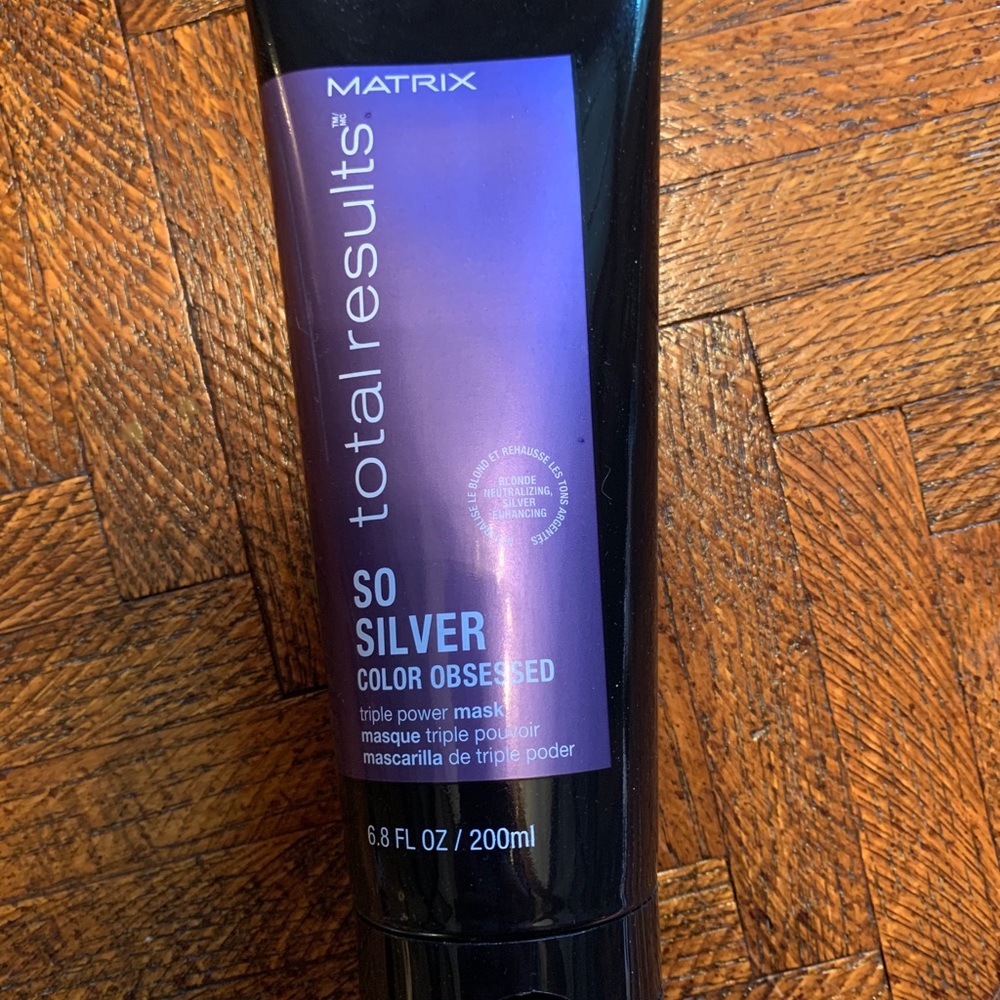 Matrix-So Silver triple power mask: Brand new!
